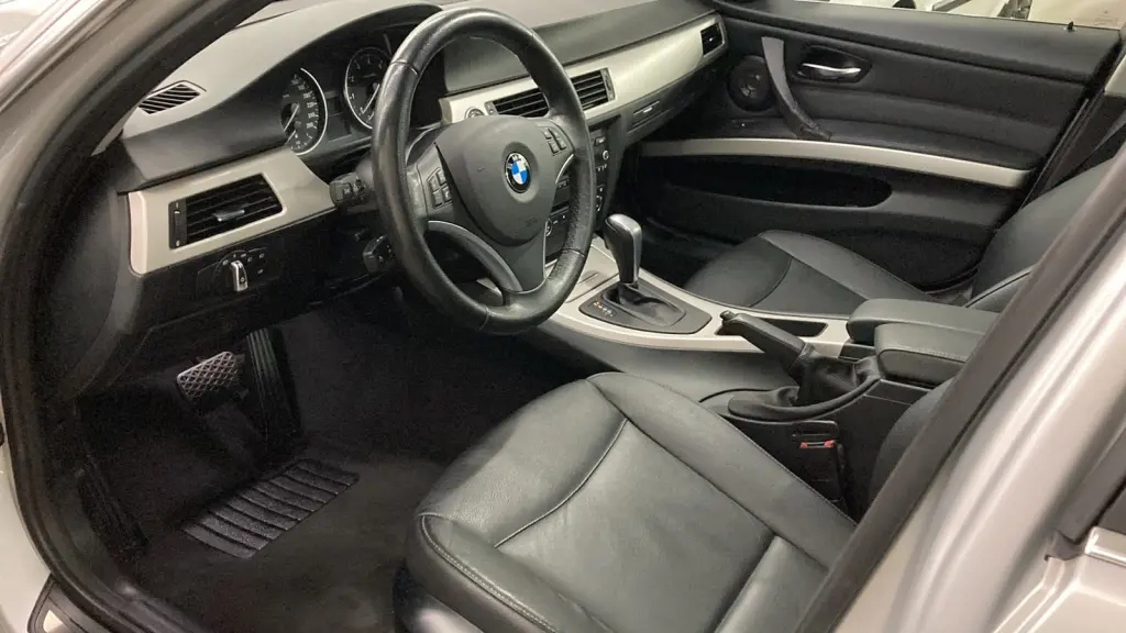 BMW 325I - Foto