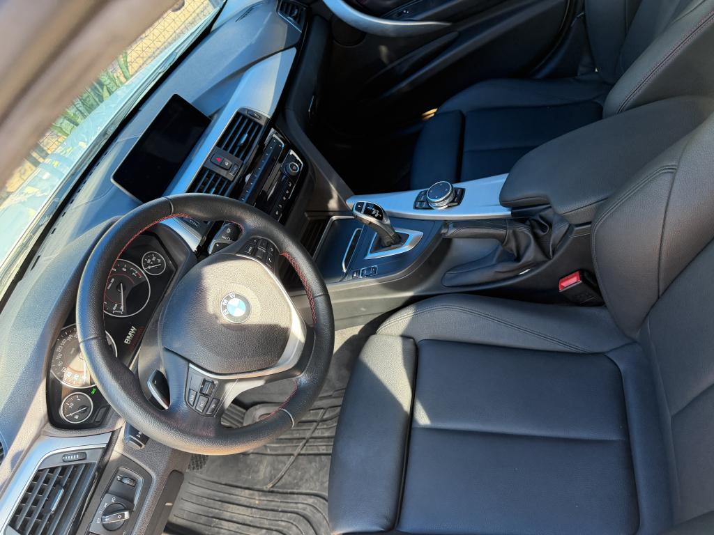 BMW 328I - Foto