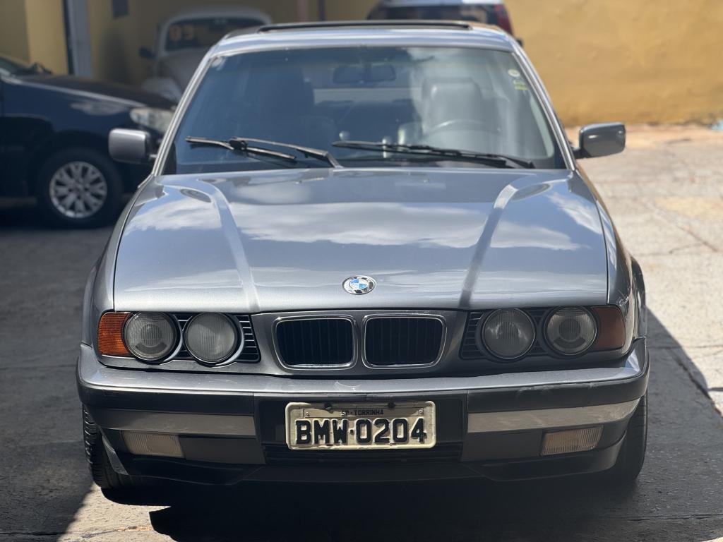 BMW 540I - Foto
