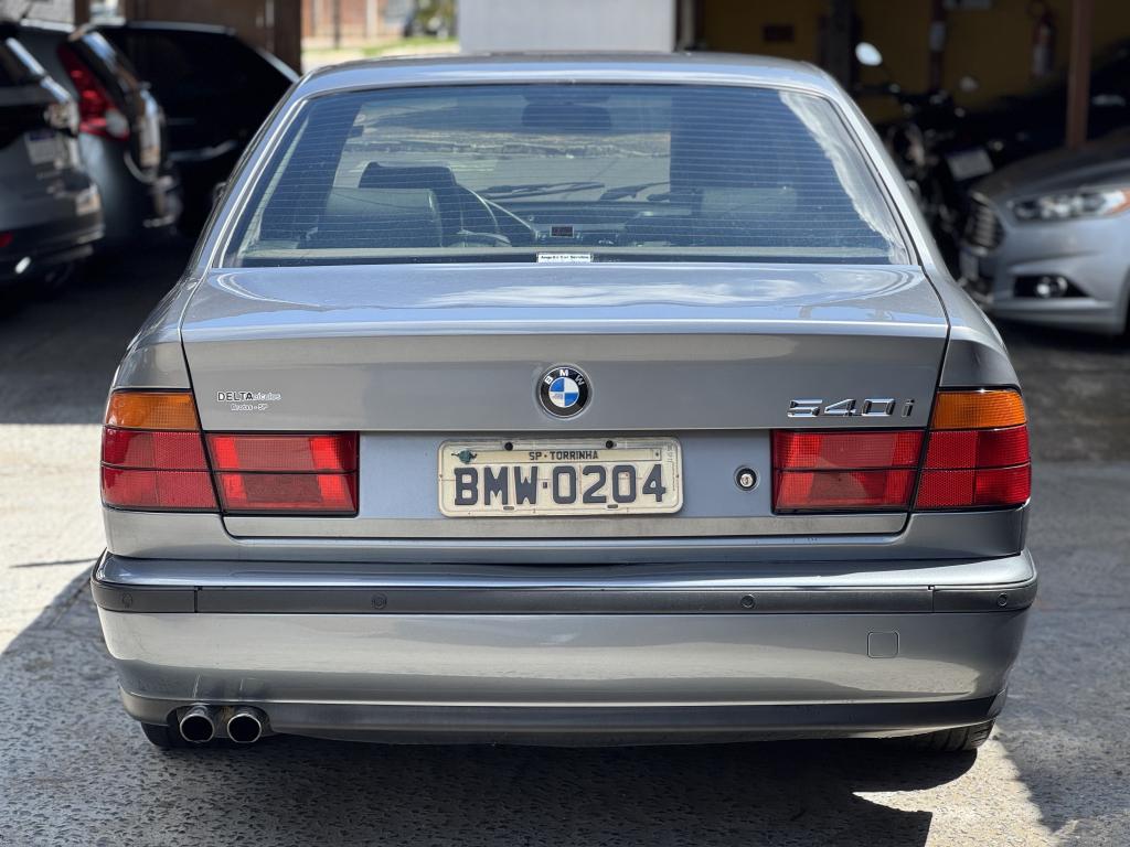 BMW 540I - Foto