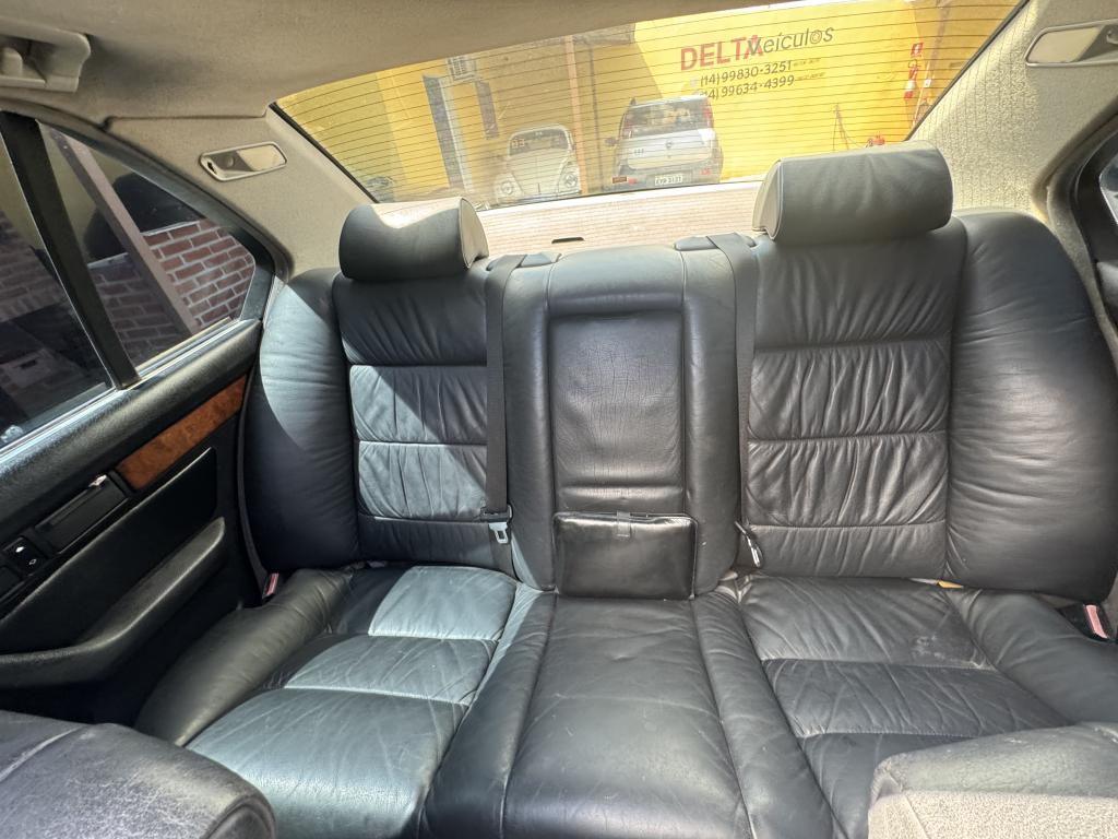 BMW 540I - Foto