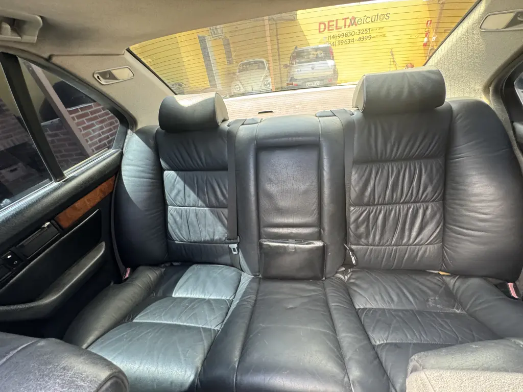 BMW 540I - Foto