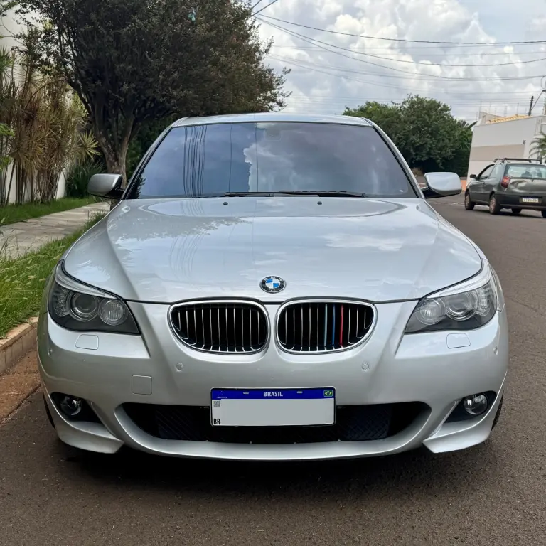 BMW 550I - Foto