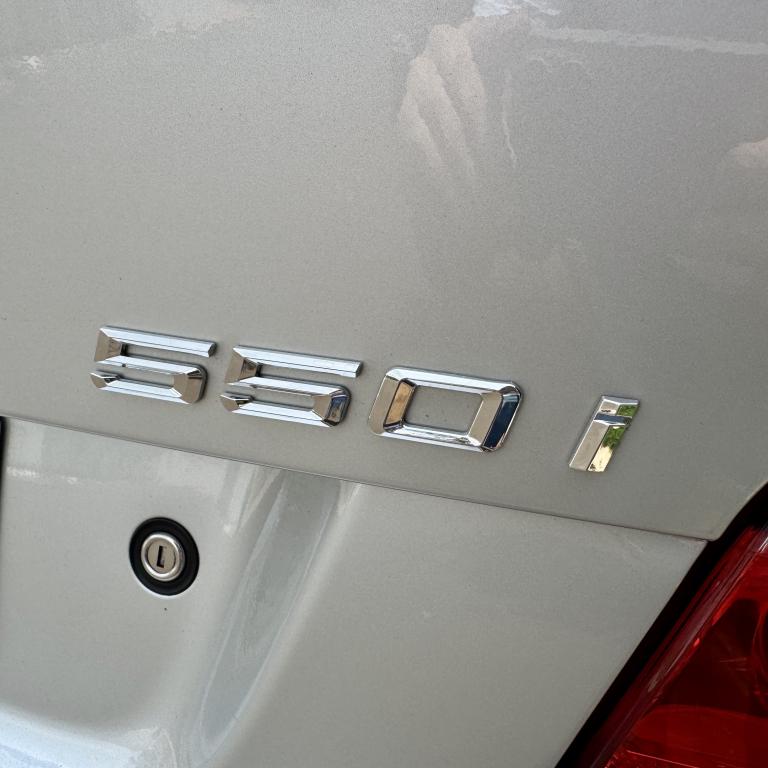 BMW 550I - Foto