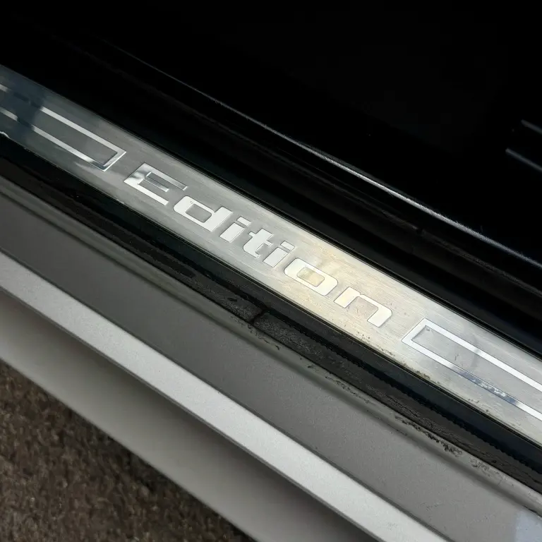BMW 550I - Foto