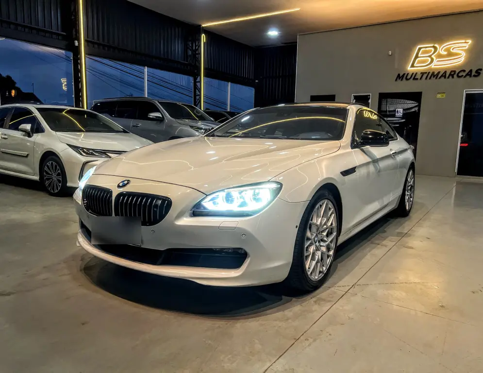 BMW 650I - Foto
