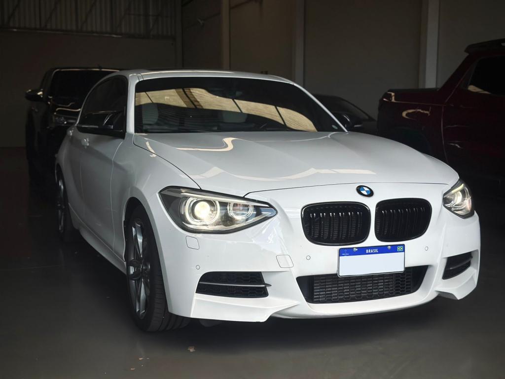 BMW M 135I - Foto