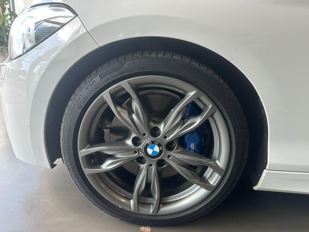 BMW M 135I - Foto
