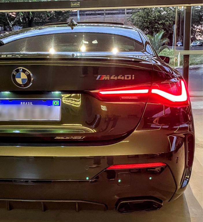 BMW M 440I - Foto