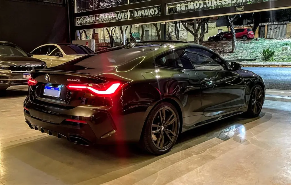 BMW M 440I - Foto
