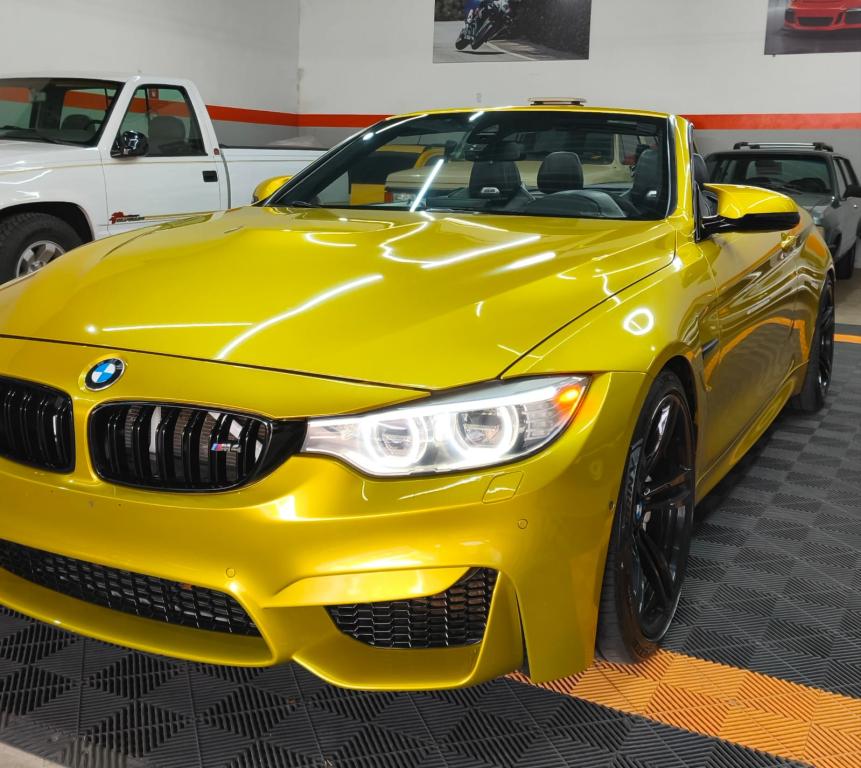 BMW M4 - Foto