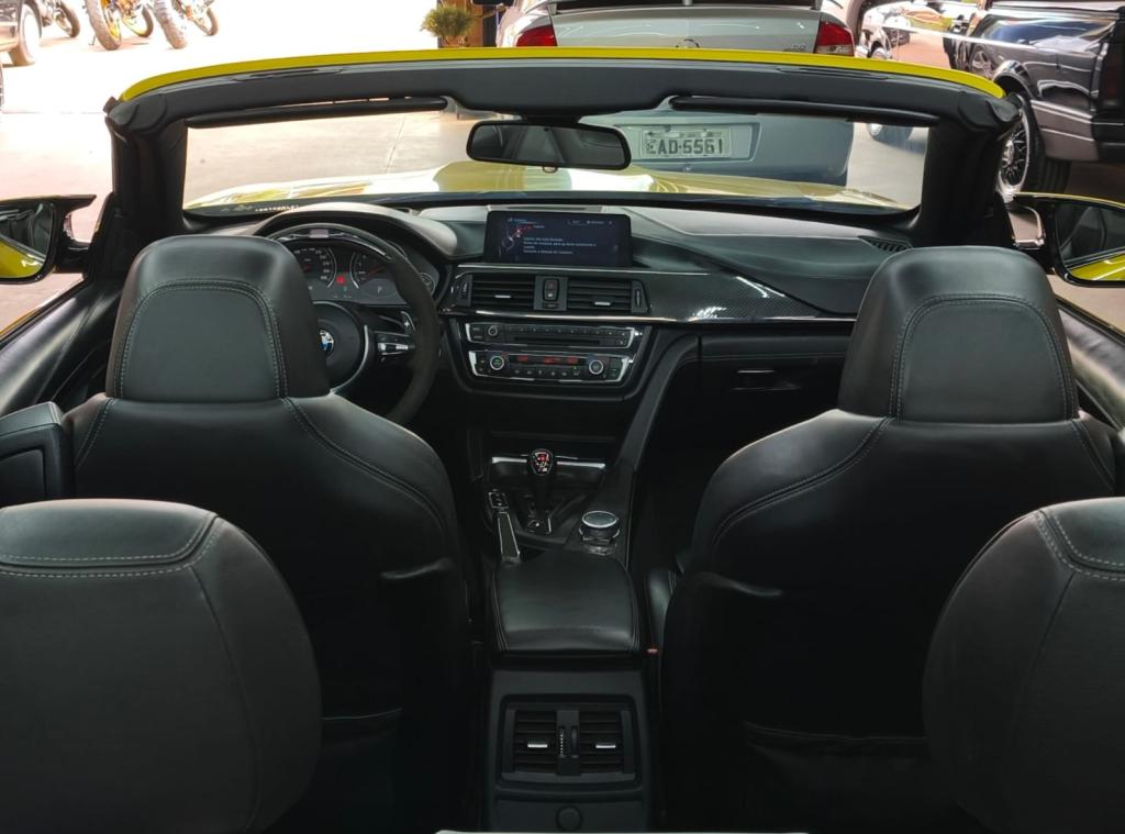 BMW M4 - Foto