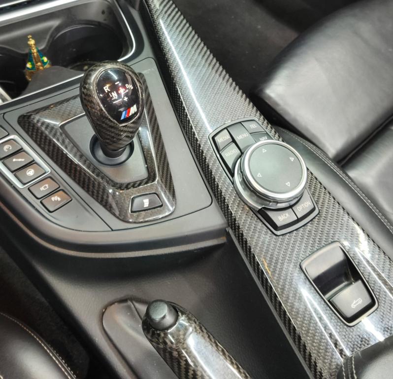 BMW M4 - Foto