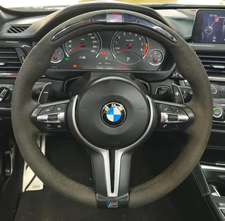 BMW M4 - Foto