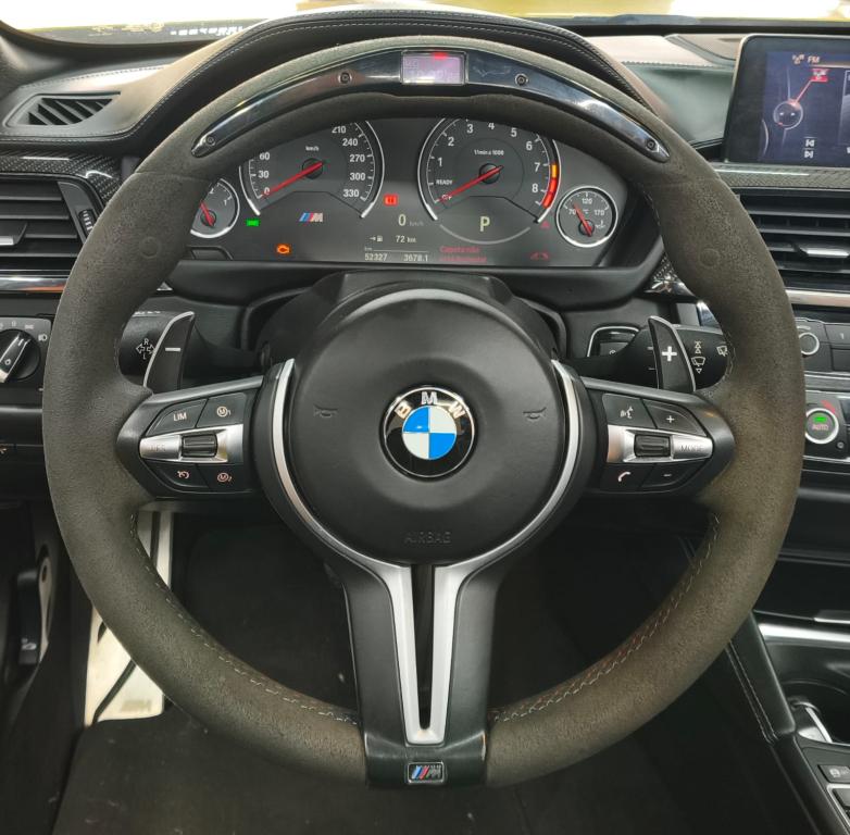 BMW M4 - Foto