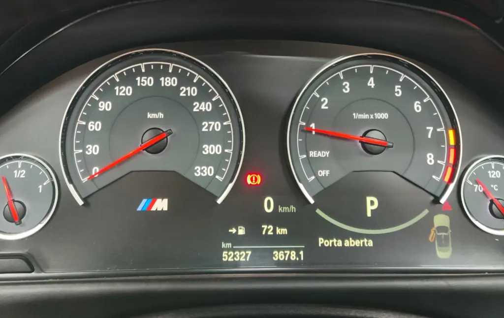 BMW M4 - Foto
