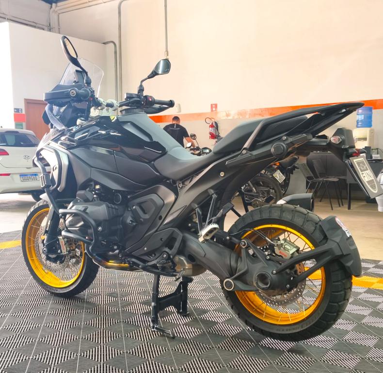 BMW R 1300 GS - Foto