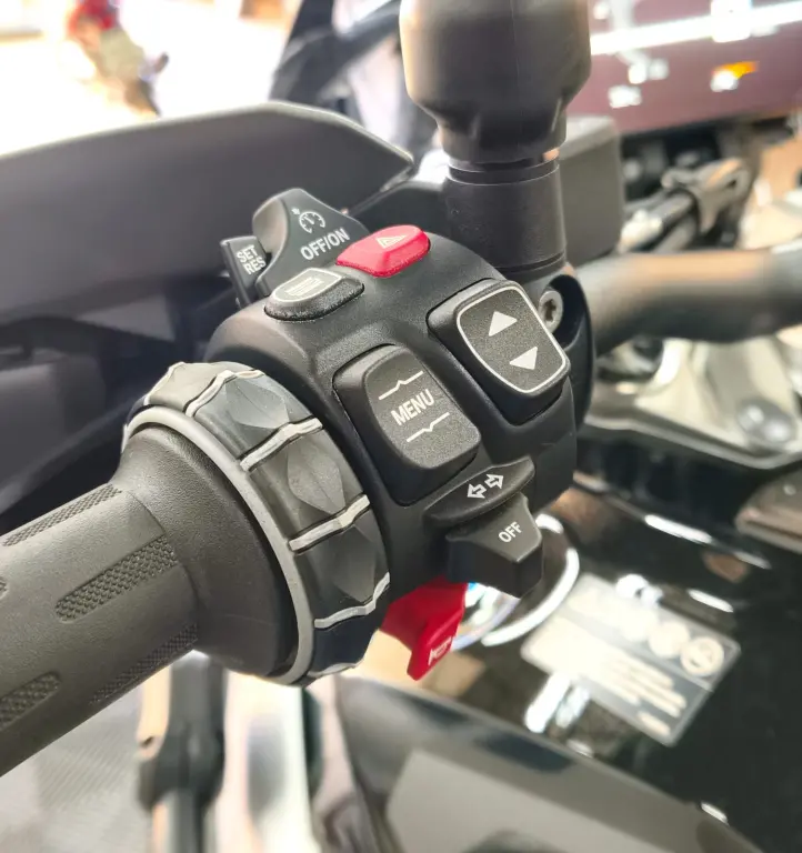 BMW R 1300 GS - Foto