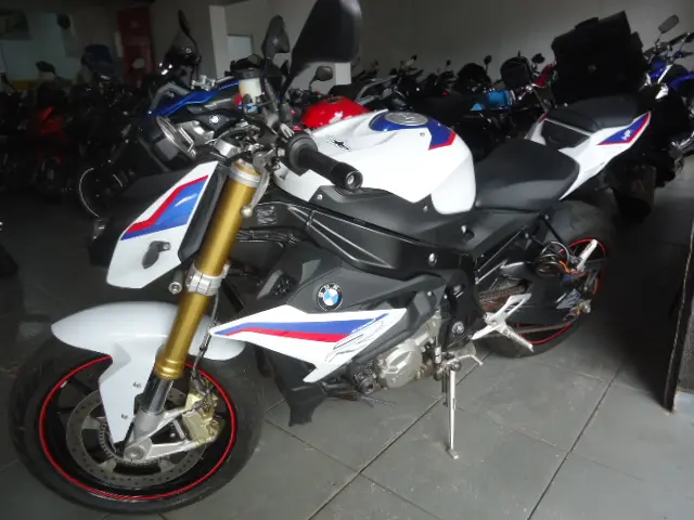 BMW S 1000 R - Foto