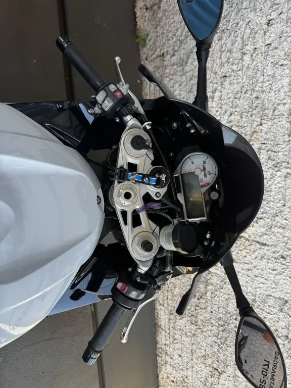 BMW S 1000 RR - Foto