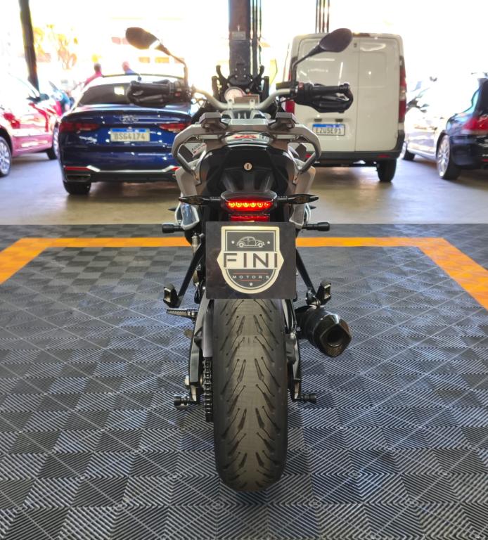 BMW S 1000 XR - Foto
