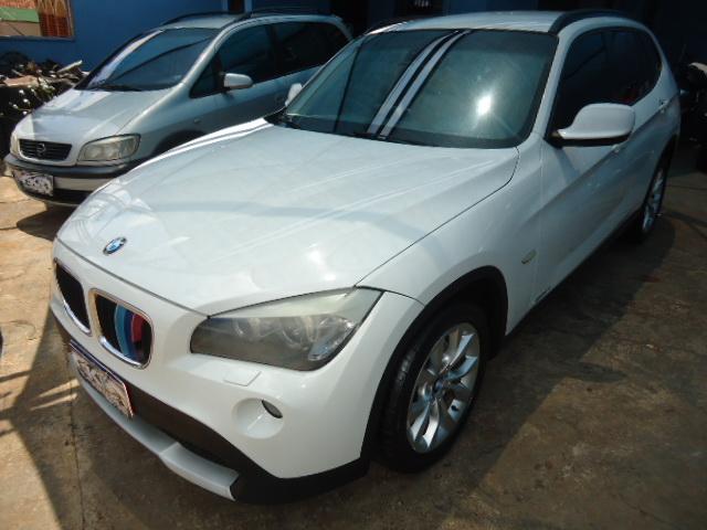 BMW X1 - Foto