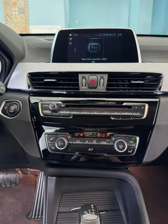 BMW X1 - Foto