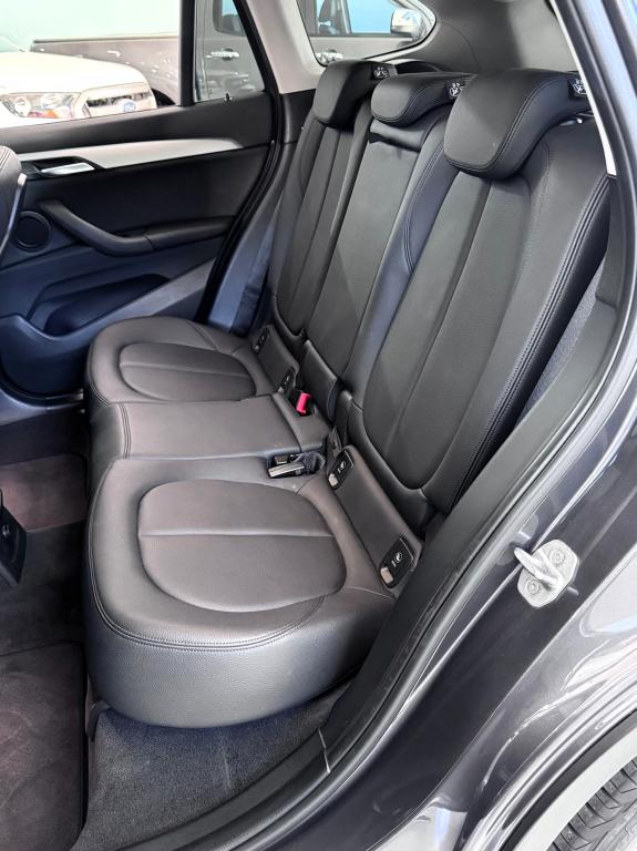 BMW X1 - Foto