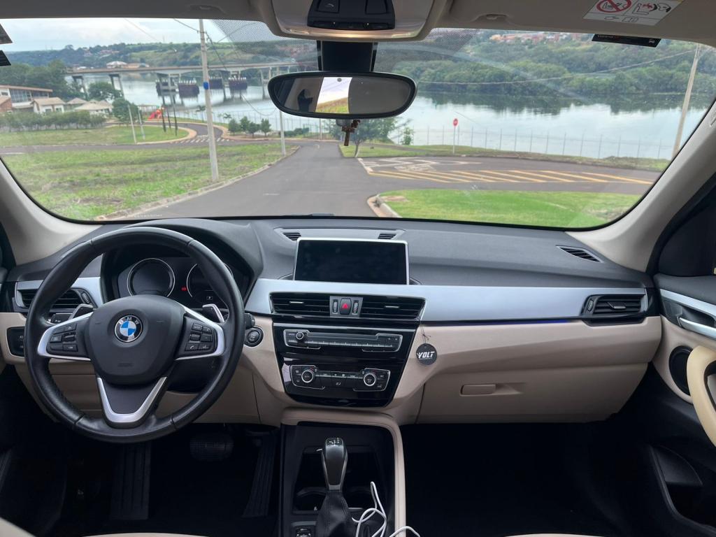 BMW X1 - Foto