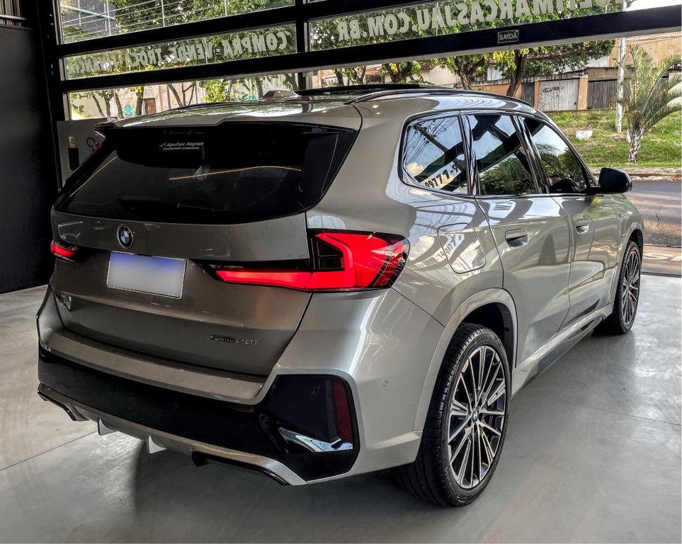 BMW X1 - Foto