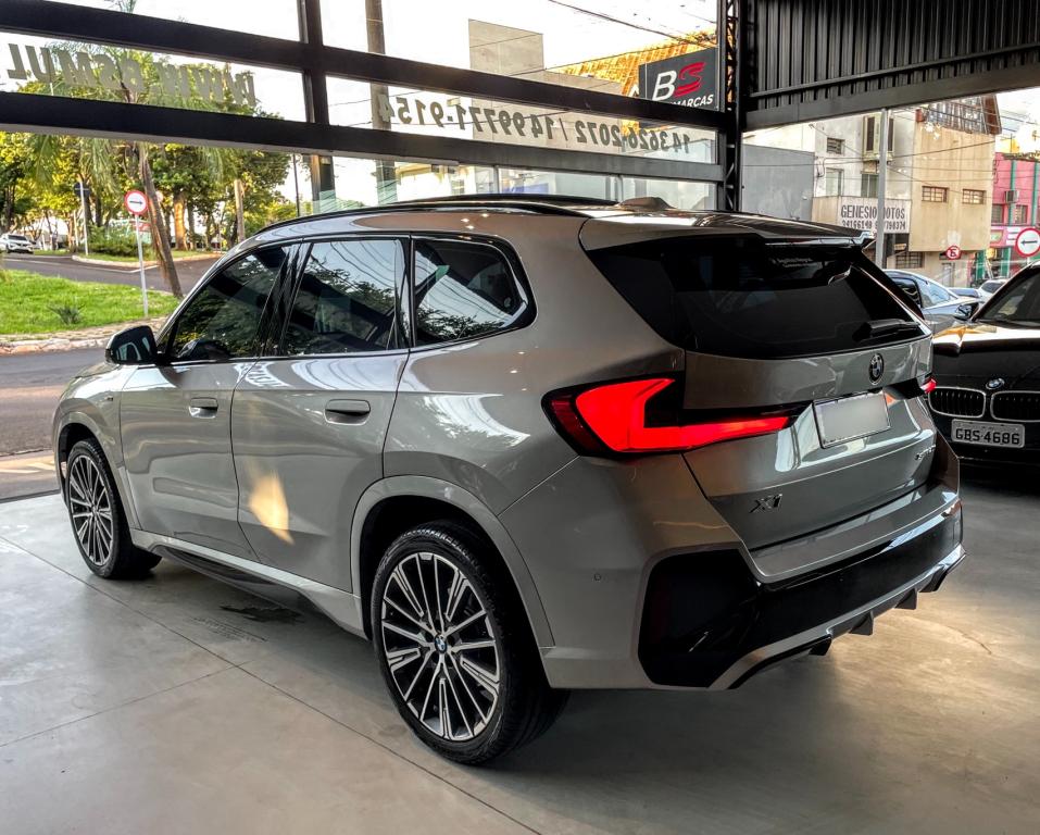 BMW X1 - Foto