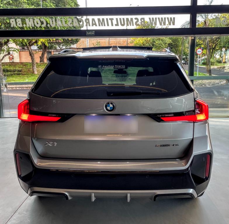 BMW X1 - Foto
