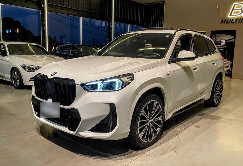 BMW X1 - Foto