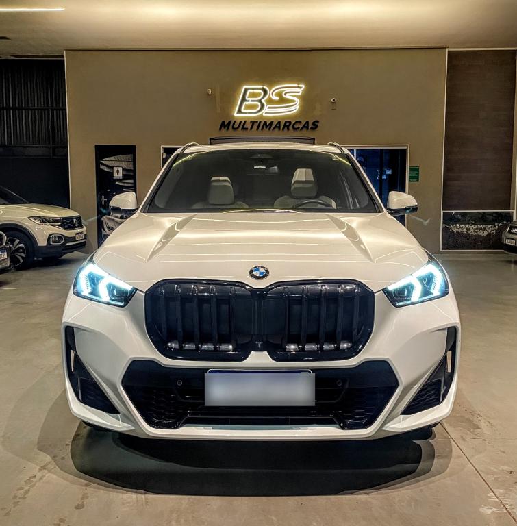 BMW X1 - Foto