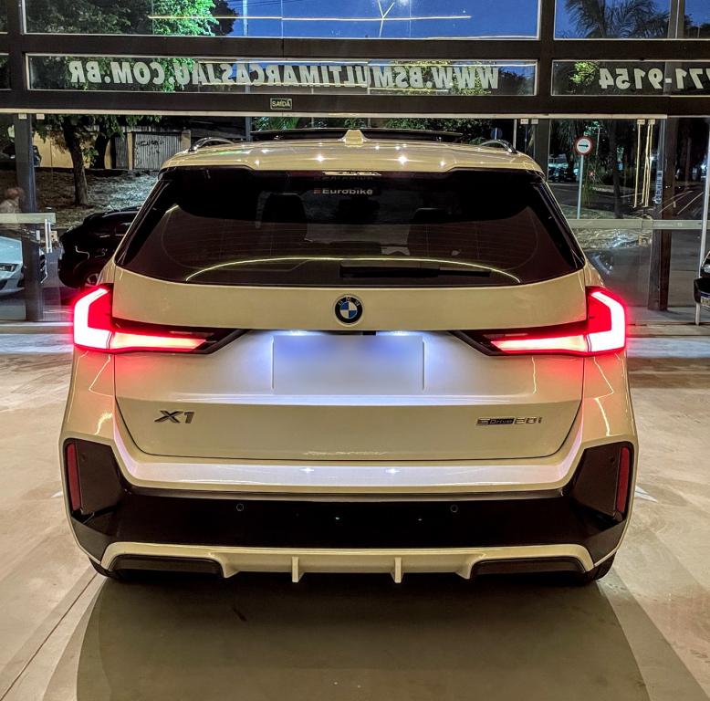 BMW X1 - Foto