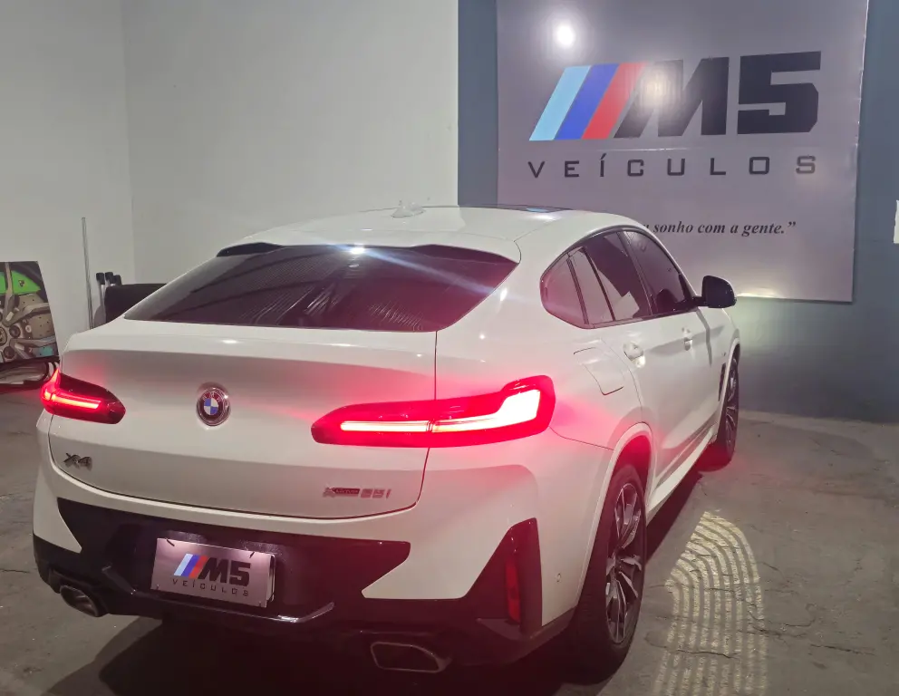 BMW X4 - Foto