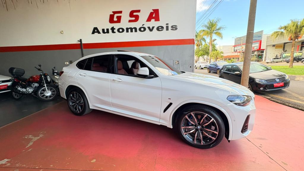 BMW X4 - Foto
