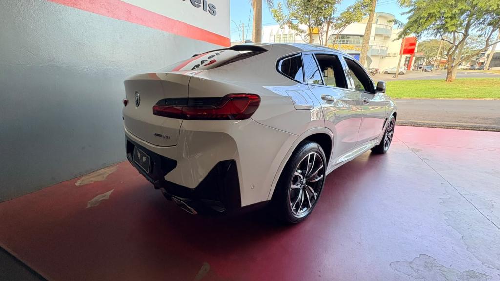 BMW X4 - Foto