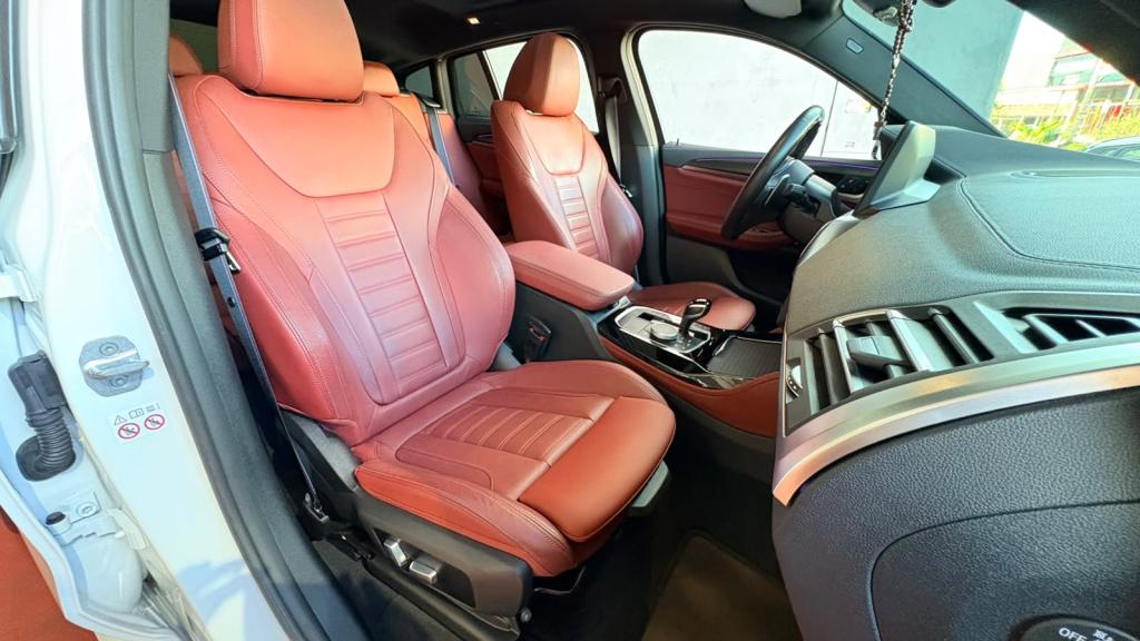 BMW X4 - Foto