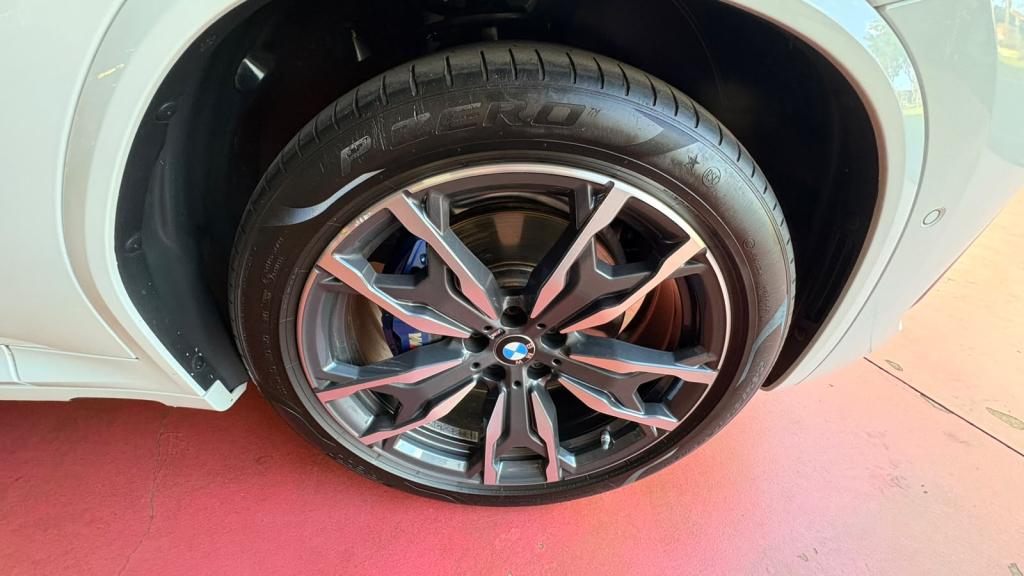 BMW X4 - Foto