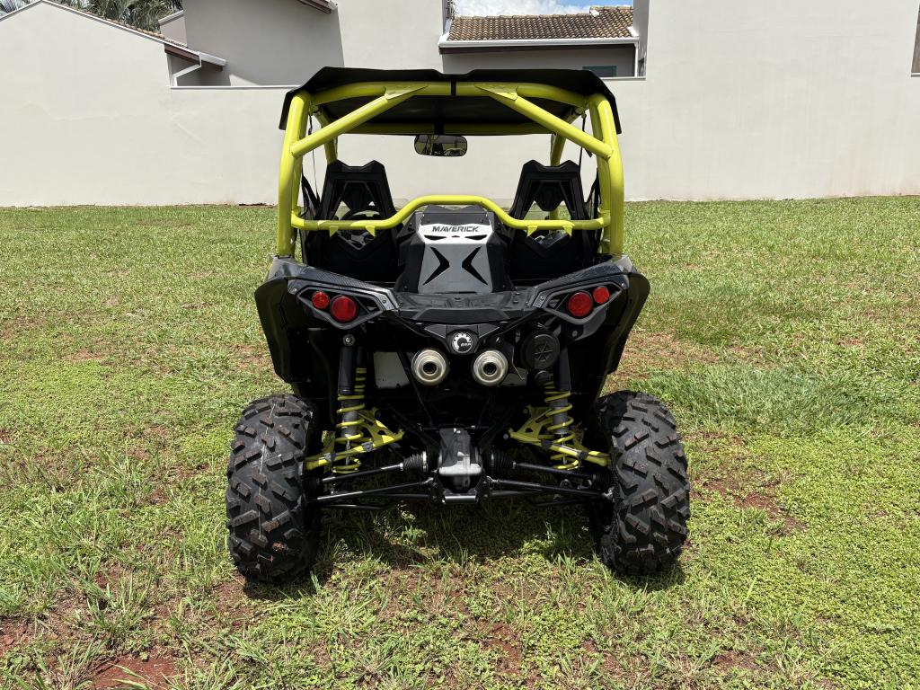 BRP CAN-AM Maverick X2 1000 R - Foto