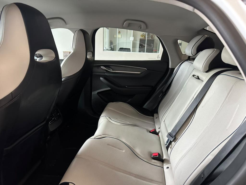 BYD King - Foto