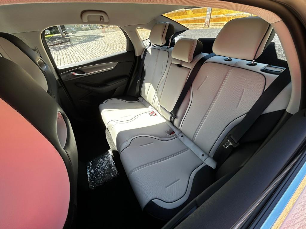 BYD King - Foto