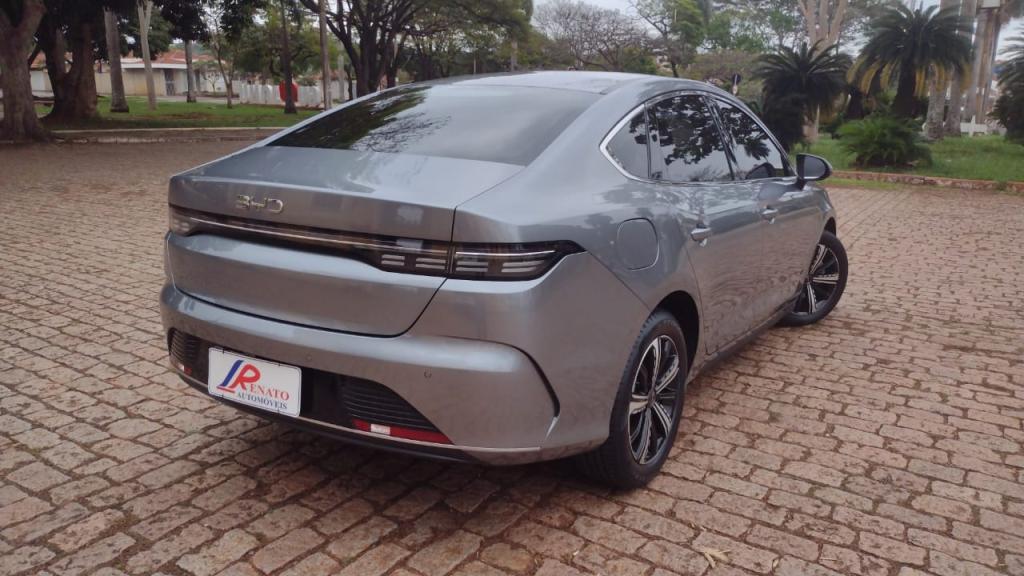 BYD King - Foto
