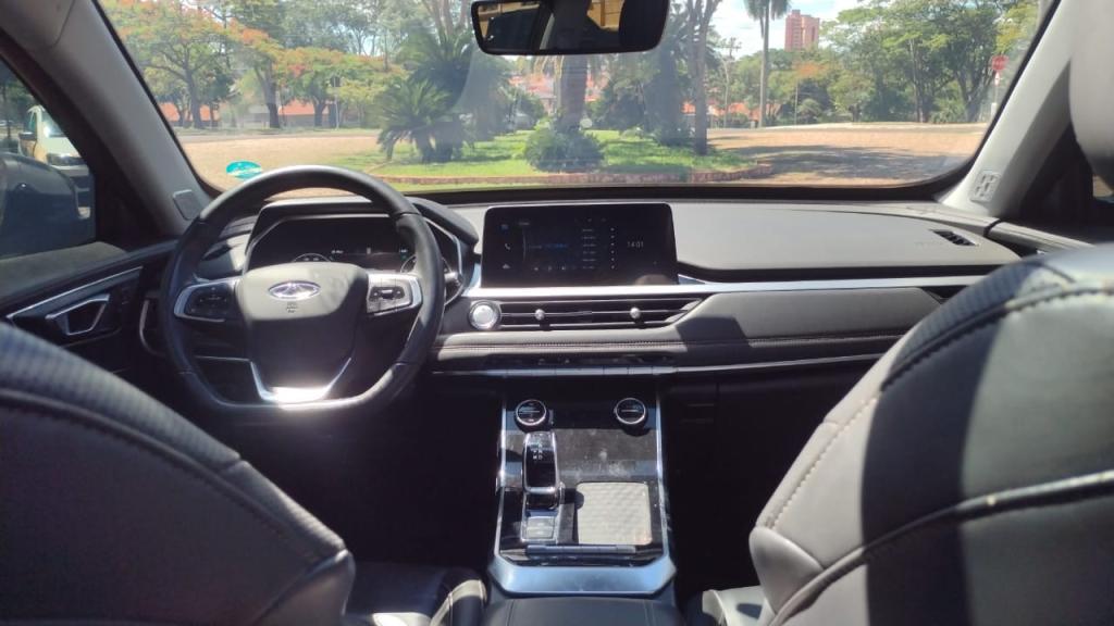 CHERY Tiggo 8 - Foto