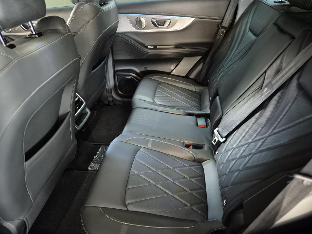 CHERY Tiggo 8 Pro - Foto