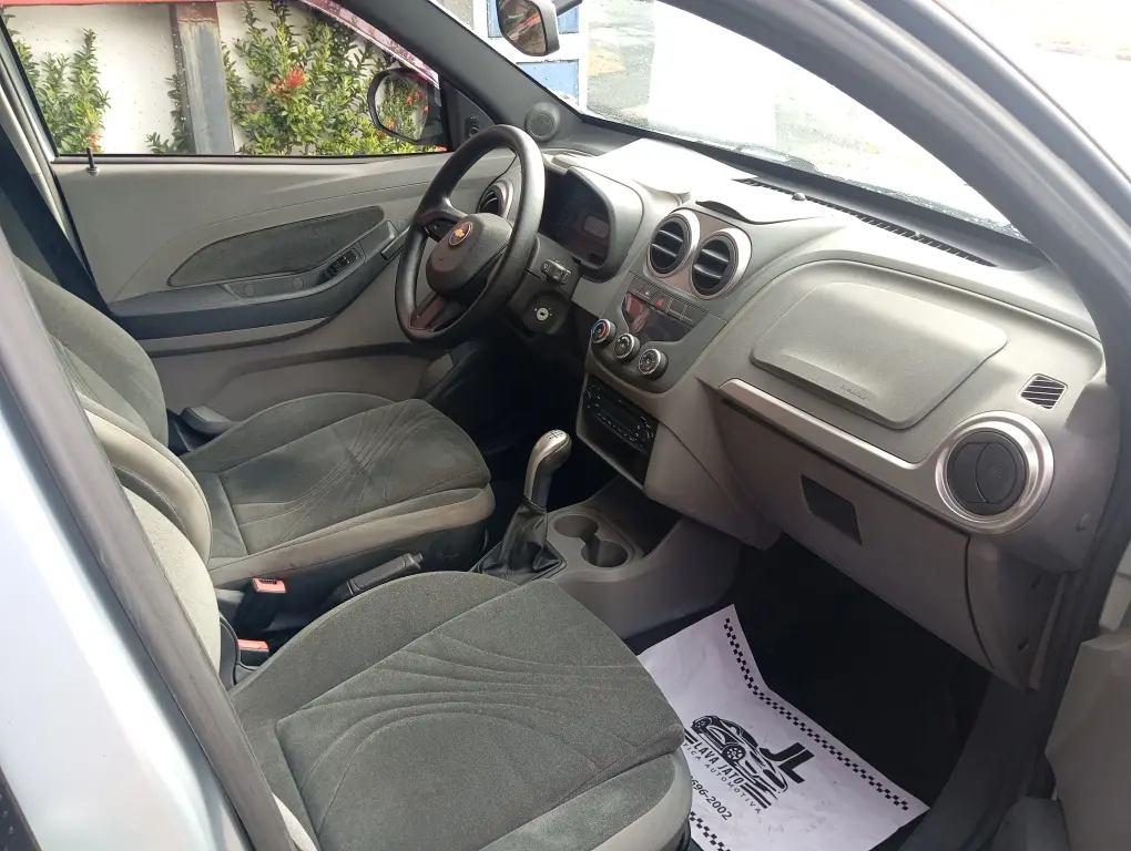 CHEVROLET Agile - Foto