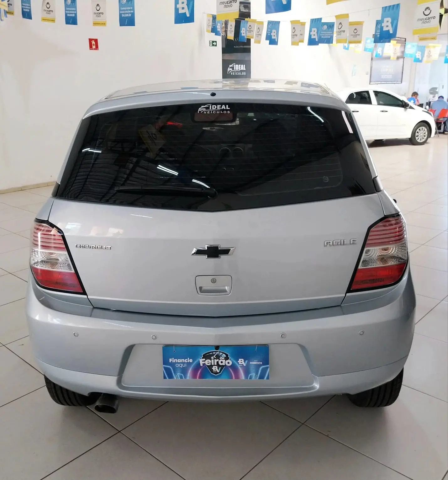 CHEVROLET Agile - Foto