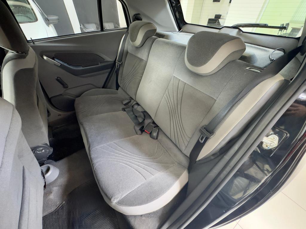 CHEVROLET Agile - Foto