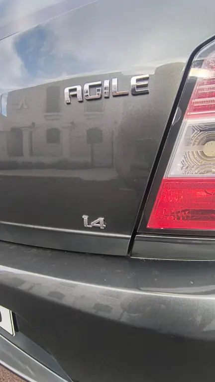 CHEVROLET Agile - Foto